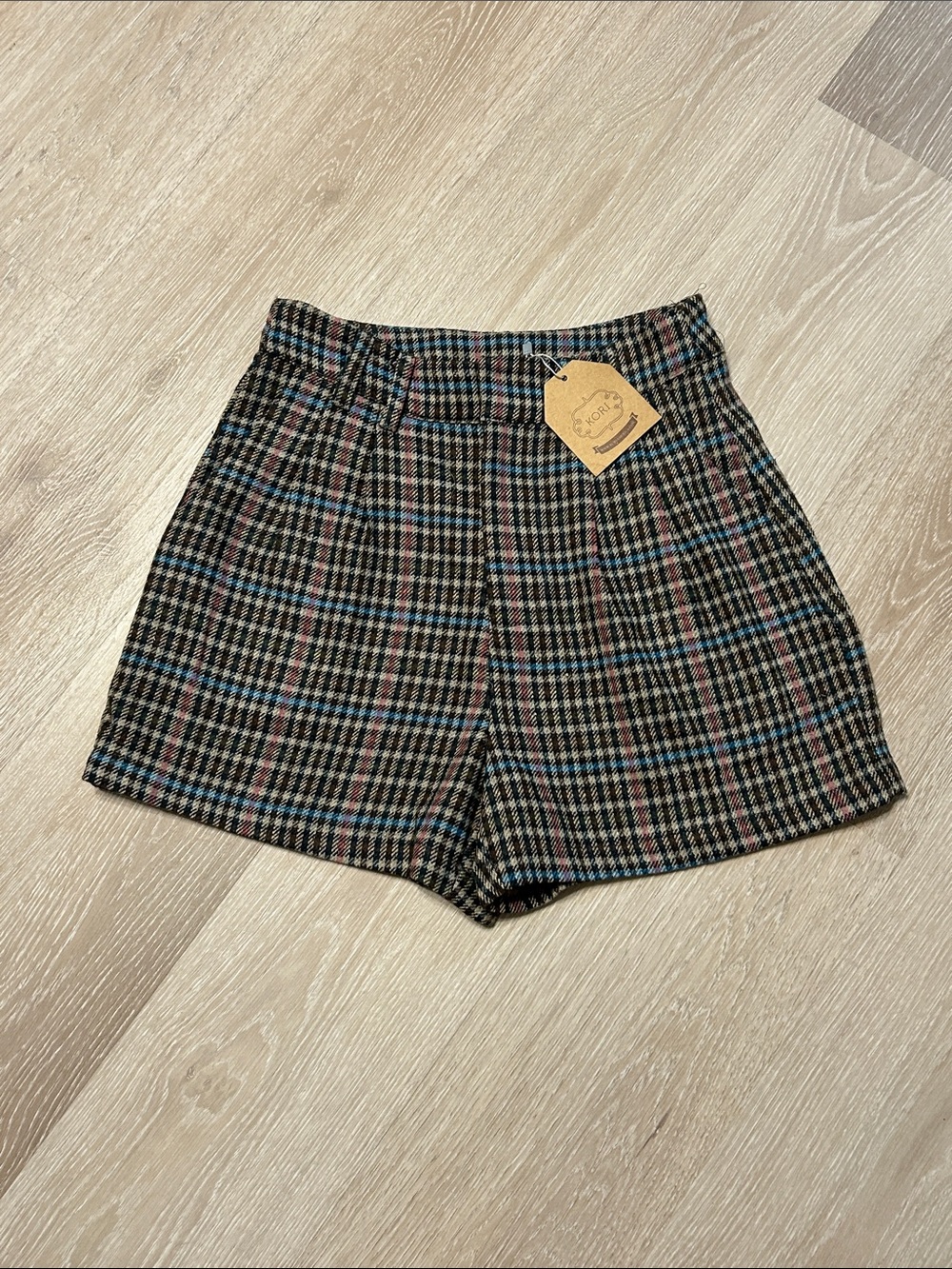 Kori NWT Milticolored Plaid High Waist Wool Blend Shorts sz Small